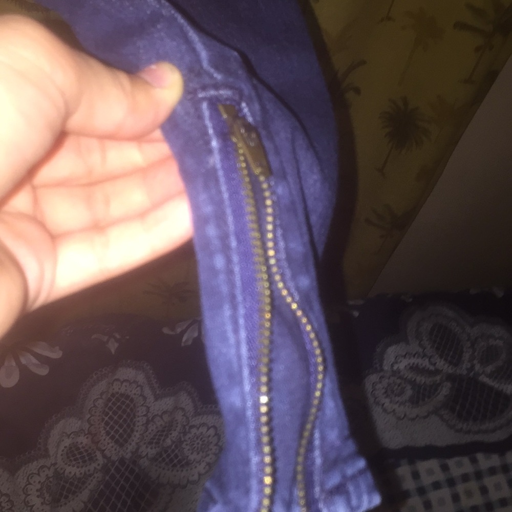 Jeans - Picture 2 of 3